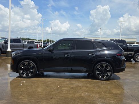 Used 2023 BMW XM AWD/4WD image 9