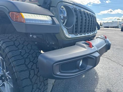 Used 2026 Jeep Gladiator Mojave AWD/4WD image 15