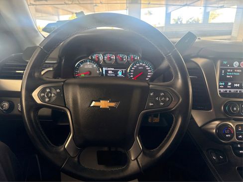 Used 2019 Chevrolet Tahoe LT w/ Off-Road Package AWD/4WD image 17