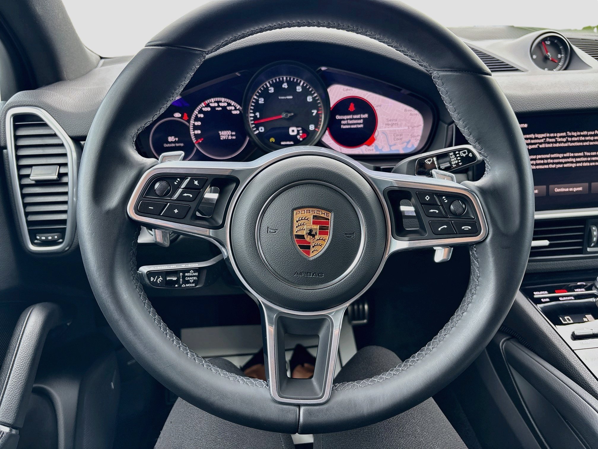Used 2023 Porsche Cayenne AWD/4WD image 10