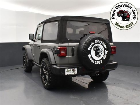 Used 2021 Jeep Wrangler Willys image 4
