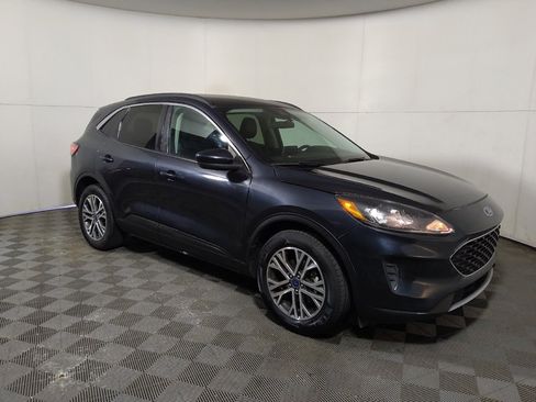 Used 2022 Ford Escape SEL w/ Technology Package AWD/4WD image 11