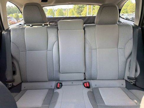 Used 2025 Subaru Outback Premium AWD/4WD image 29