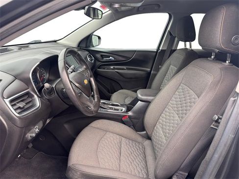 Used 2019 Chevrolet Equinox LT image 9