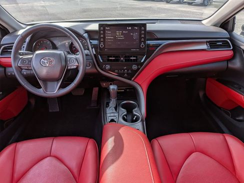 Used 2022 Toyota Camry XSE image 29