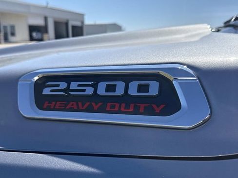 Used 2024 RAM 2500 Tradesman w/ Chrome Appearance Group image 10