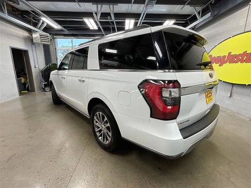 Used 2018 Ford Expedition Max Limited AWD/4WD image 3