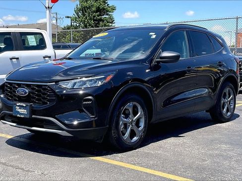 Used 2025 Ford Escape ST-Line AWD/4WD image 11