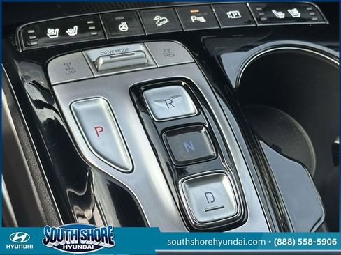 Certified 2023 Hyundai Tucson Limited AWD/4WD image 36