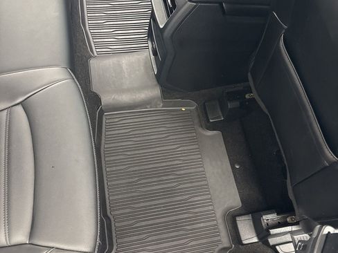 Certified 2019 Ford Edge SEL w/ Equipment Group 201A image 32