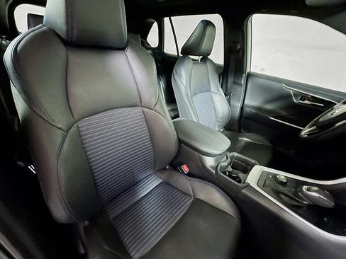 Used 2021 Toyota RAV4 XSE image 28