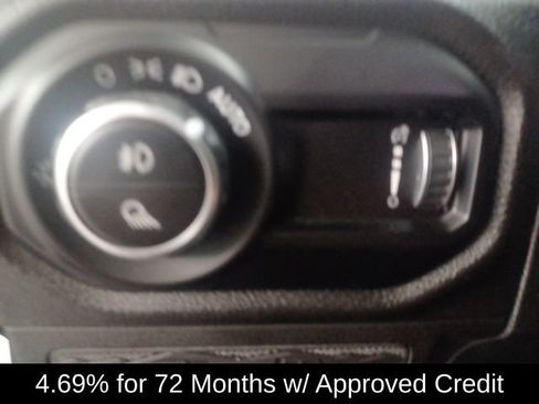 Used 2024 Jeep Gladiator Sport AWD/4WD image 18