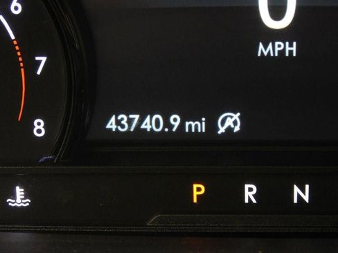 Used 2021 Lincoln Corsair FWD w/ Equipment Group 101A image 37