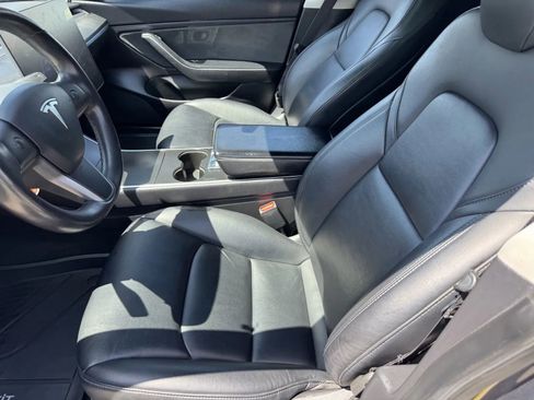 Used 2019 Tesla Model 3 Standard Range Plus image 11