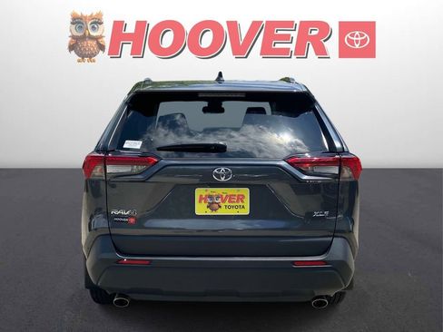 Used 2025 Toyota RAV4 XLE w/ Convenience Package FWD image 3