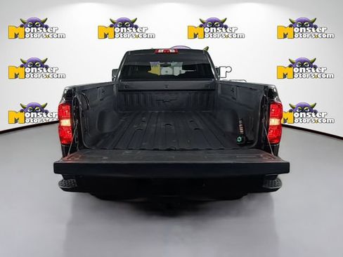 Used 2018 Chevrolet Silverado 2500 LT w/ Midnight Edition AWD/4WD image 26