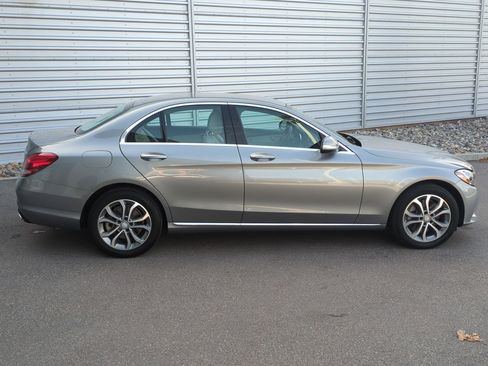 Used 2015 Mercedes-Benz C 300 4MATIC Sedan image 2
