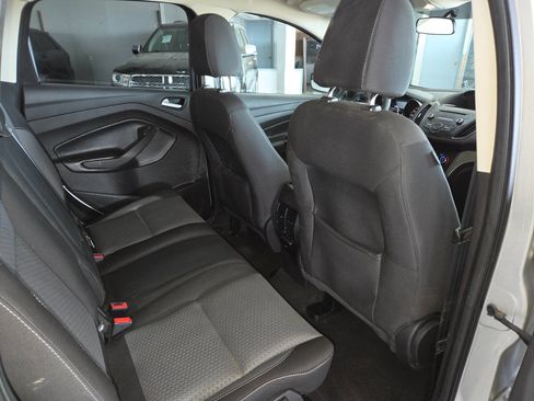Used 2017 Ford Escape SE w/ SE Cold Weather Package FWD image 27