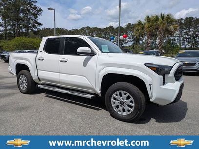 Used 2025 Toyota Tacoma SR5