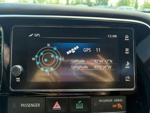 Used 2018 Mitsubishi Outlander SE FWD image 25