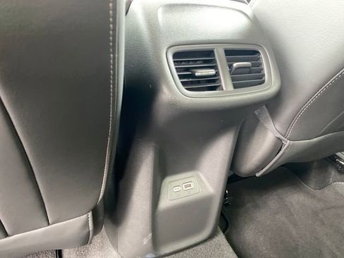 Used 2023 Buick Envision Preferred AWD/4WD image 20