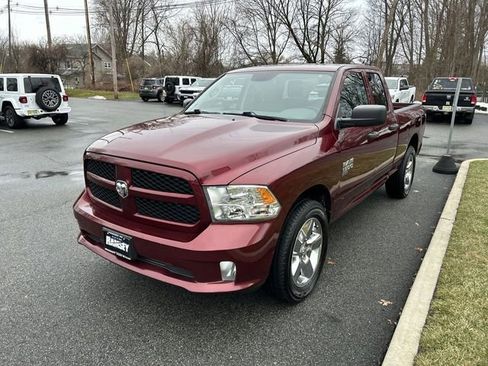 Used 2019 RAM 1500 Express w/ Express Value Package image 4