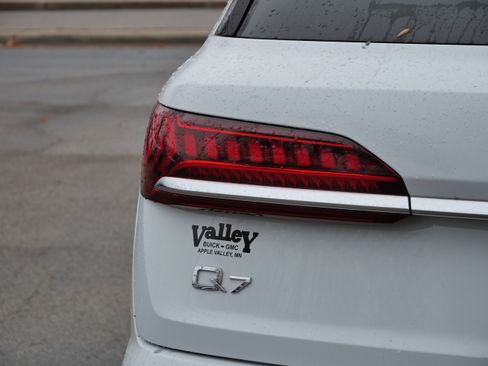Used 2023 Audi Q7 3.0T Premium Plus w/ Premium Plus Package image 8