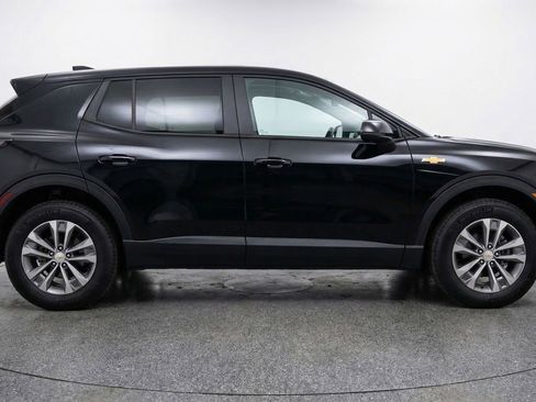 Used 2025 Chevrolet Equinox LT image 11