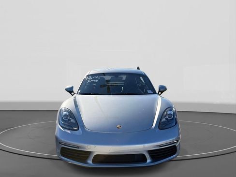 Used 2017 Porsche 718 Cayman S image 2