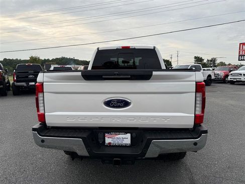 Used 2019 Ford F250 Lariat w/ Lariat Ultimate Package image 8
