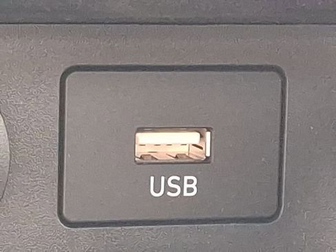 Used 2023 Hyundai Elantra SE image 23