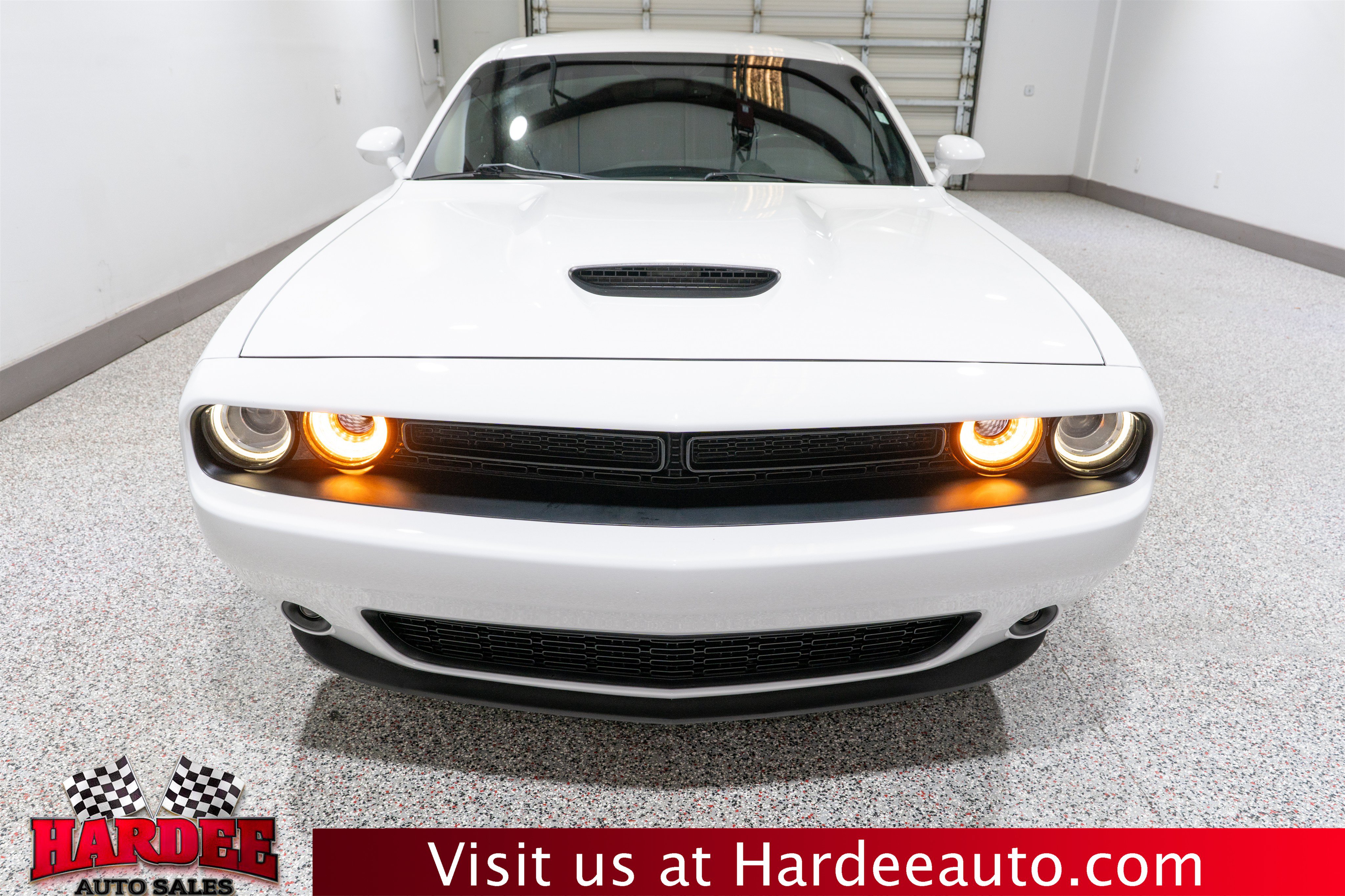 Used 2019 Dodge Challenger R/T w/ Driver Convenience Group RWD image 7
