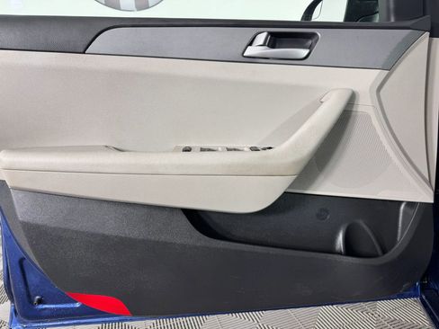 Used 2017 Hyundai Sonata SE image 34