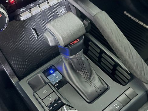 Used 2024 Toyota Tacoma TRD Off-Road image 30