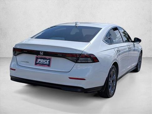 Certified 2023 Honda Accord EX image 5