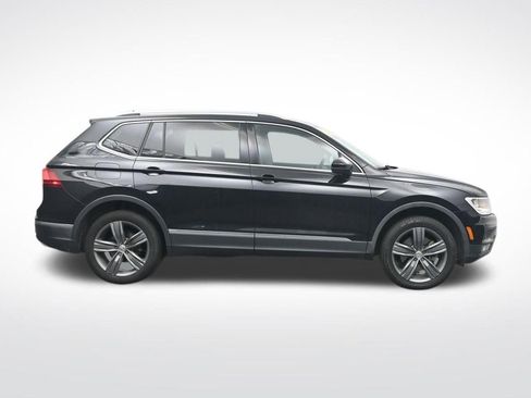 Used 2020 Volkswagen Tiguan SEL image 4