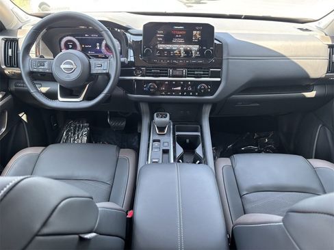 New 2025 Nissan Pathfinder Platinum w/ Cargo Package image 17