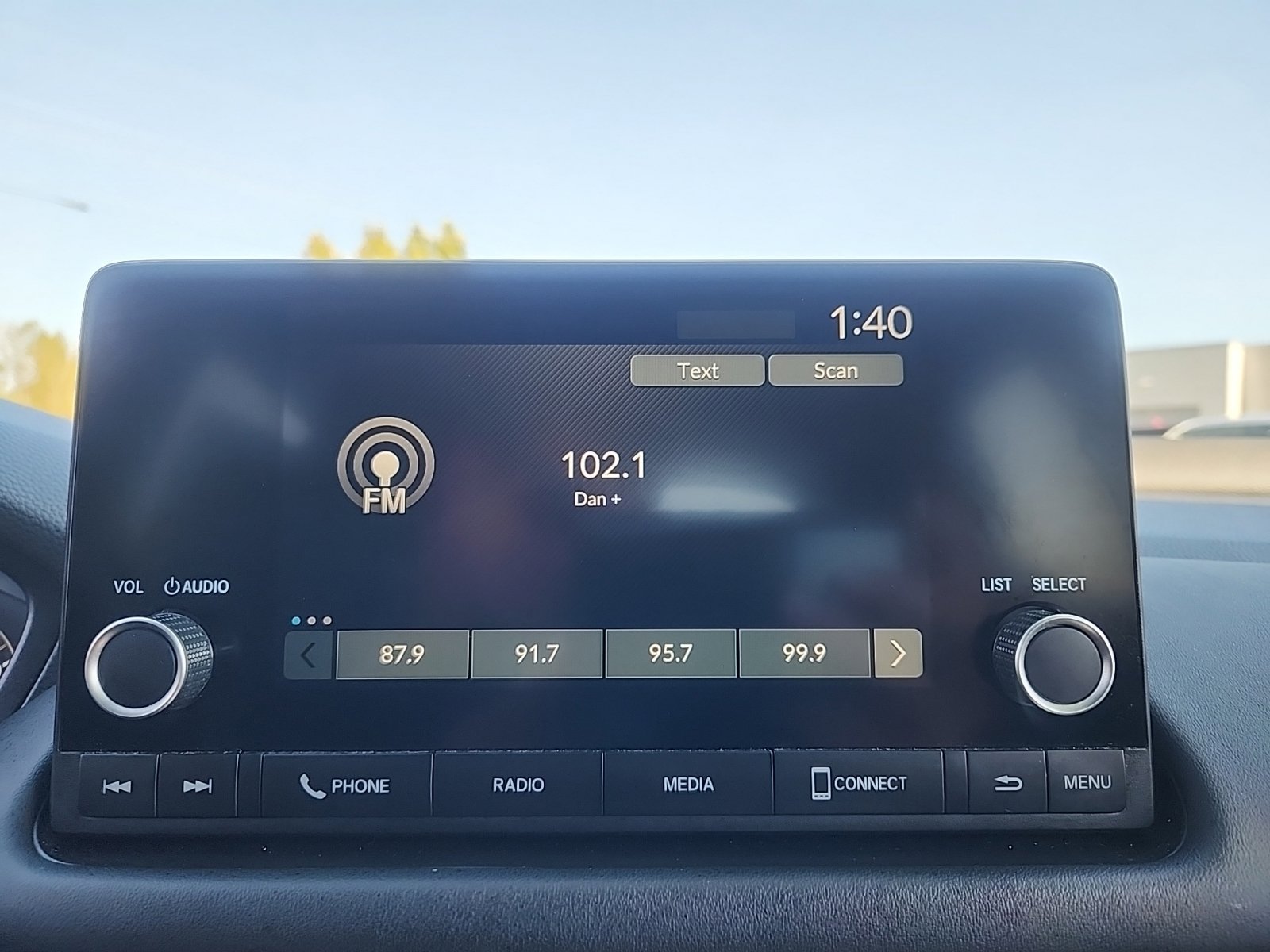 Used 2025 Honda HR-V Sport image 21