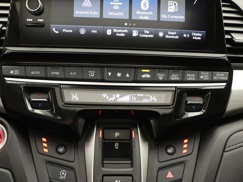 Used 2025 Honda Odyssey EX-L image 24