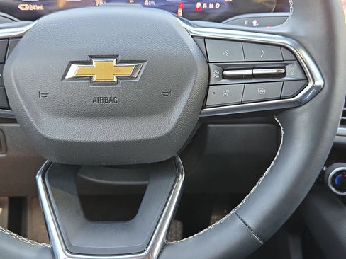 Used 2024 Chevrolet Equinox EV LT w/ Active Safety Package 3 FWD image 22