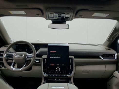 New 2026 GMC Yukon Denali w/ Sun & Power Step Package image 22