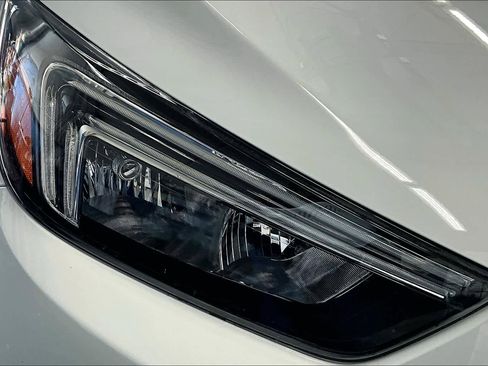 Used 2018 Buick Encore Preferred image 25