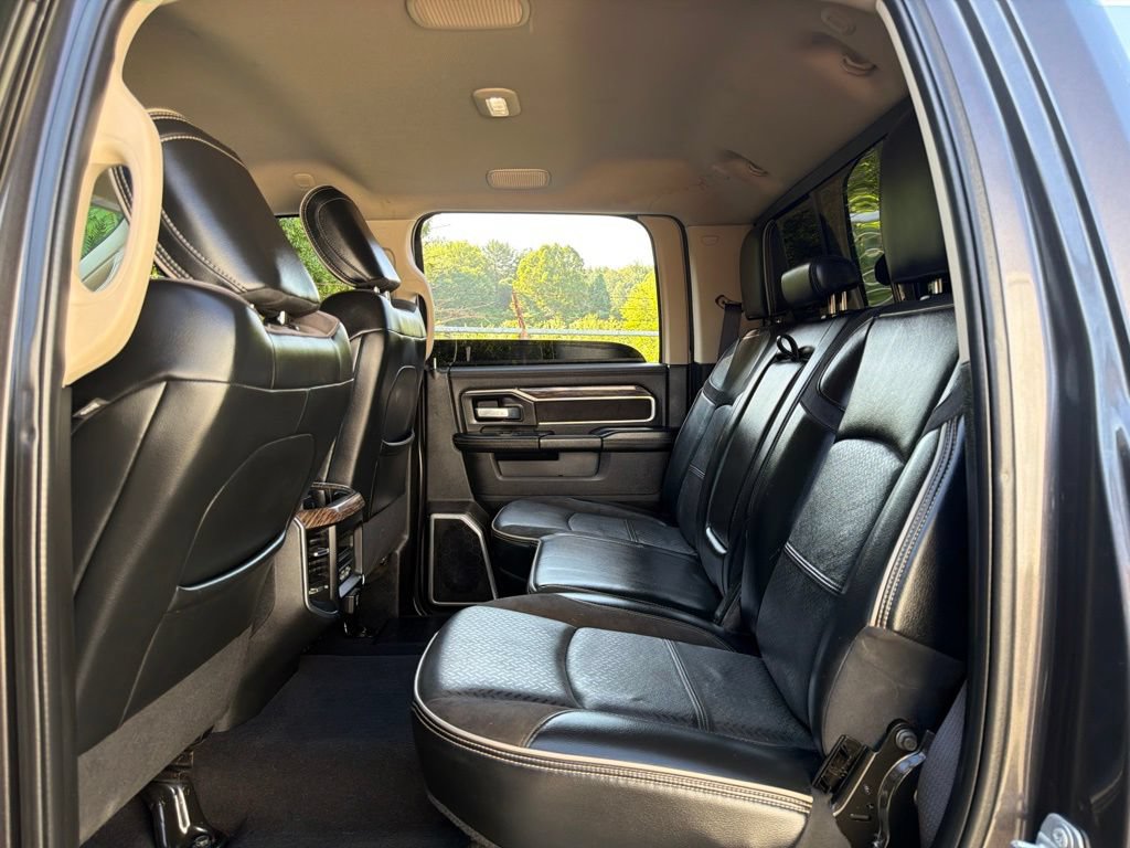 Used 2020 RAM 3500 4x4 Crew Cab Laramie DRW image 18
