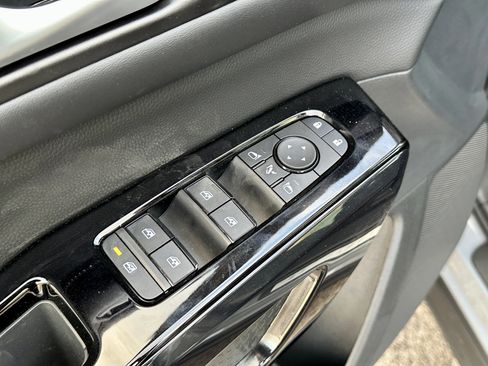 New 2026 Nissan Pathfinder Platinum image 28