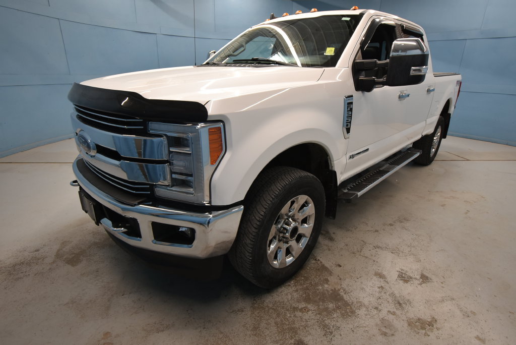 Used 2019 Ford F250 Lariat w/ Lariat Ultimate Package AWD/4WD image 35