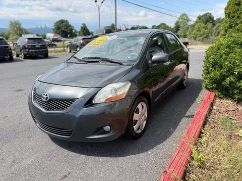 Used 2009 Toyota Yaris Sedan FWD image 2