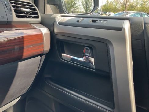 Used 2023 Toyota 4Runner Limited image 33