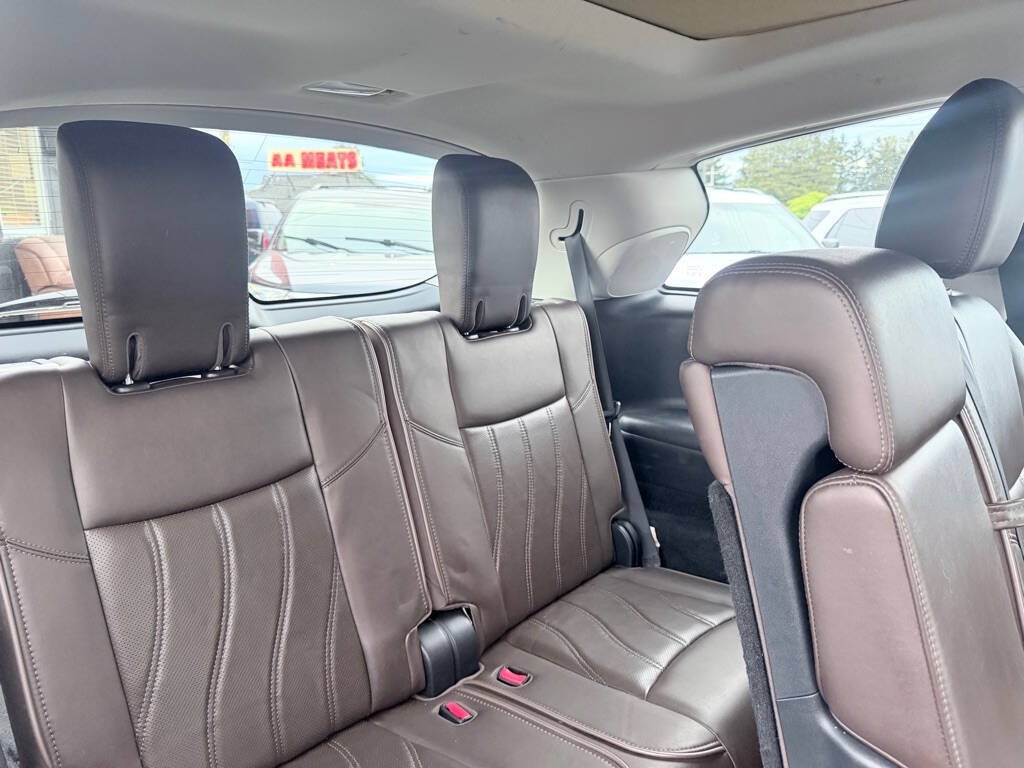 Used 2014 INFINITI QX60 Luxe w/ Deluxe Touring Package AWD/4WD image 21