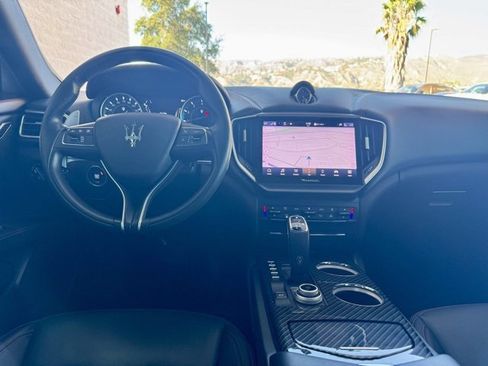 Certified 2022 Maserati Ghibli Modena Q4 image 13