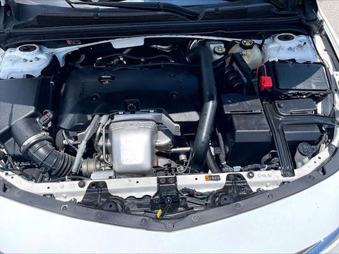 Used 2020 Chevrolet Malibu Premier FWD image 11